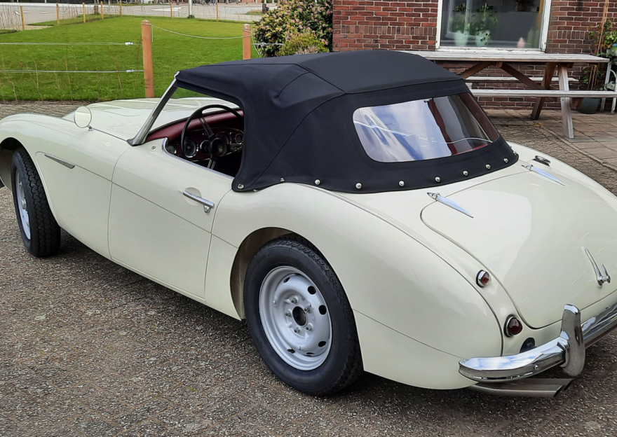 Austin_Healey_2
